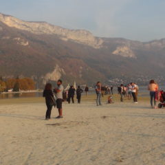 Annecy, son lac et ses plages de sable fin