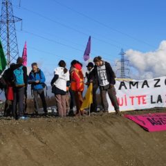 Les militants d’Extinction/Rebellion bloquent le chantier AMAZON à Seynod