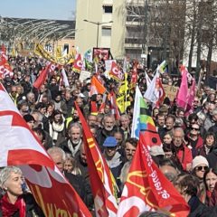5000 manifestants déterminés à Annecy contre la réforme des retraites et le 49-3