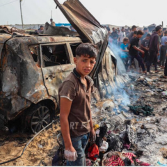 Attaque d’un camp de réfugiés à Rafah : « Massacre »,          « boucherie », « génocide »