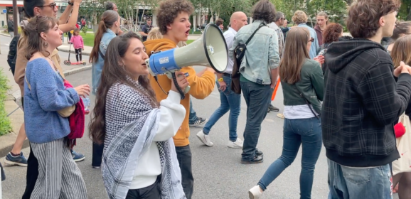 Le 15 juin à Annecy, 2 400 militants syndicalistes, politiques et associatifs ont défilé contre l’extrême droite et pour le nouveau Front populaire