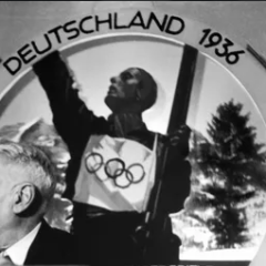 La flamme olympique de Pierre de Coubertin, ami d’Hitler, traverse la France