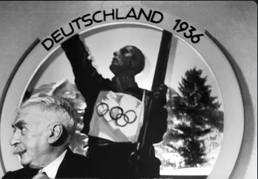 La flamme olympique de Pierre de Coubertin, ami d’Hitler, traverse la France