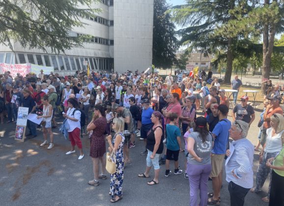 450 manifestants contre les abattages totaux des troupeaux