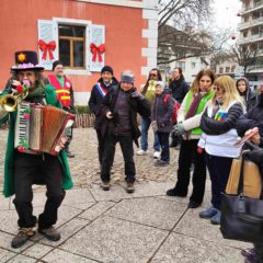 La Roche-sur-Foron : buffet solidaire contre banquet réactionnaire