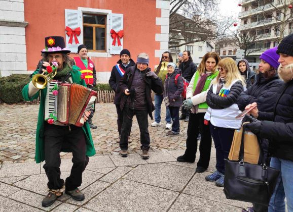 La Roche-sur-Foron : buffet solidaire contre banquet réactionnaire