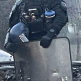 Première victoire de la confédération paysanne : le préfète se rend sur le blocage du dépôt pétrolier pour négocier