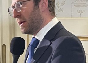 Le député Antoine Armand, candidat à la mairie d&rsquo;Annecy, aggrave la santé des citoyens en votant la loi « Duplomb »