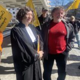 Yves Lachenal défend ses chèvres face à des règles françaises qui les mutilent