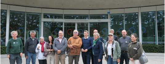 Les citoyens français, australiens et suisses dénoncent, devant le Comité international olympique de Lausanne, un « bébé monstrueux »