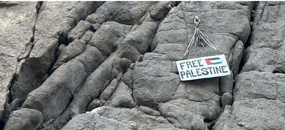 Complice du génocide palestinien, la présence de la fédération israélienne d&rsquo;escalade à Chamonix est inopportune et indécente.