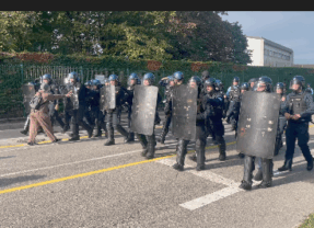 Lycée Baudelaire, lancés de feux d&rsquo;artifice, arrestation violente et journaliste bousculé