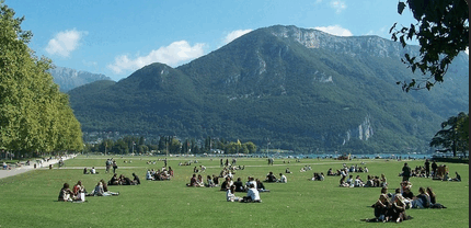 Les amoureux de la liberté et de la Démocratie dénoncent une manifestation bâillonnée samedi 24 octobre à Annecy