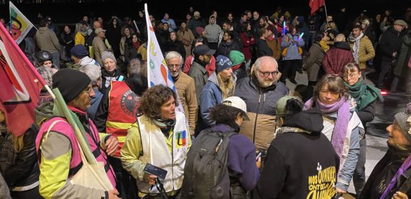 400 manifestants rassemblés à Annecy pour condamner l&rsquo;ignoble attentat raciste de Trappes